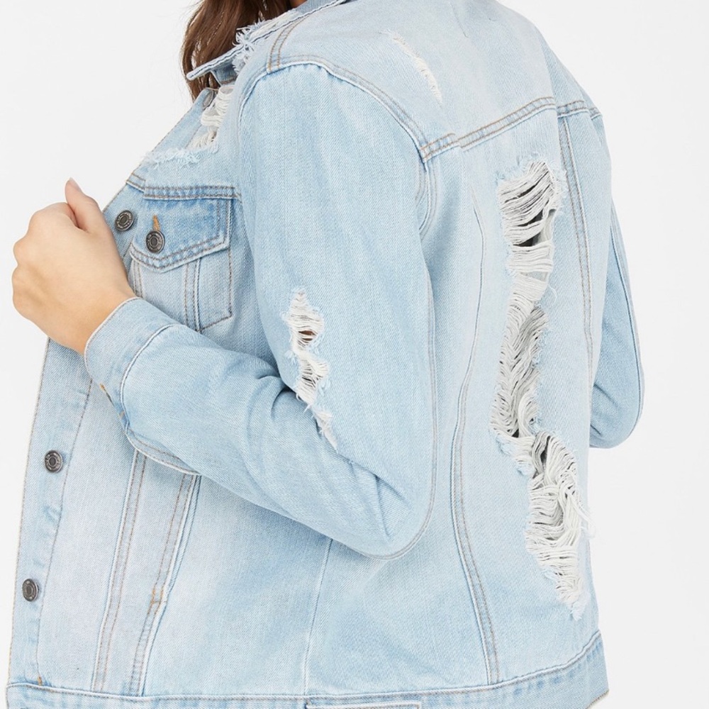 Working Title Denim Distressed Jacket Size Large - Picture 7 of 16